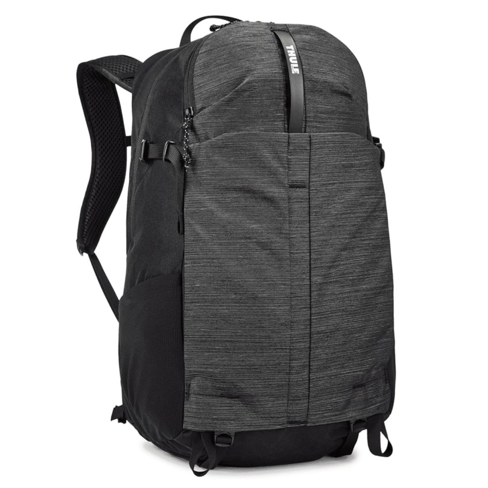 New with Tags Thule Nanum 25L Backpack Grey and Black